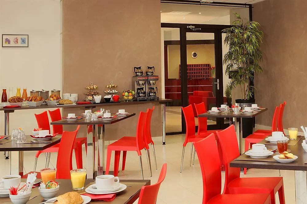 Aparthotel Adagio Access Avignon 2*,  France
