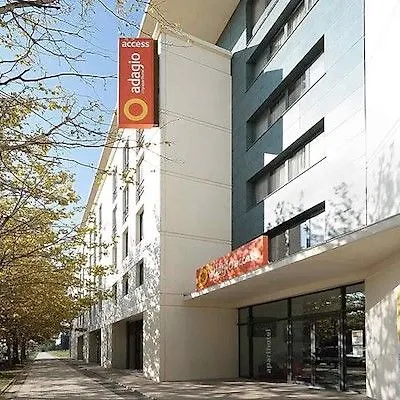 Aparthotel Adagio Access Avignon 2*,  France